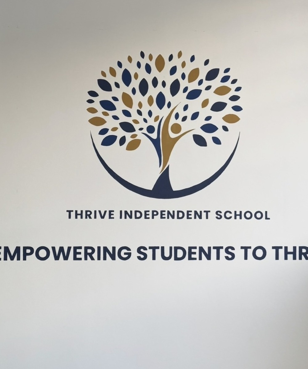 Thrive Independent School identity mural by Shehara